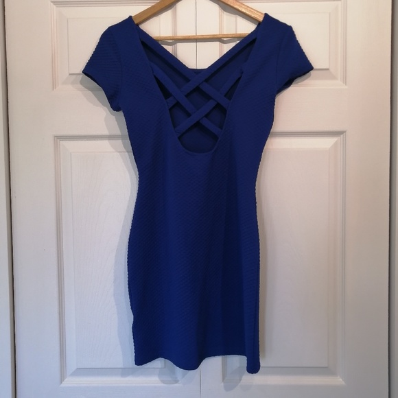 DIVIDED Sexy Open Back Bodycon Minidress NWOT - Picture 3 of 5